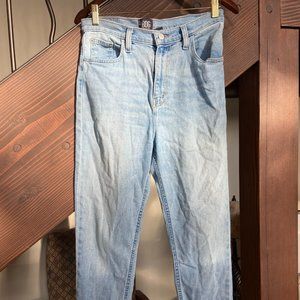 BDG high waisted girlfriend jeans size 29